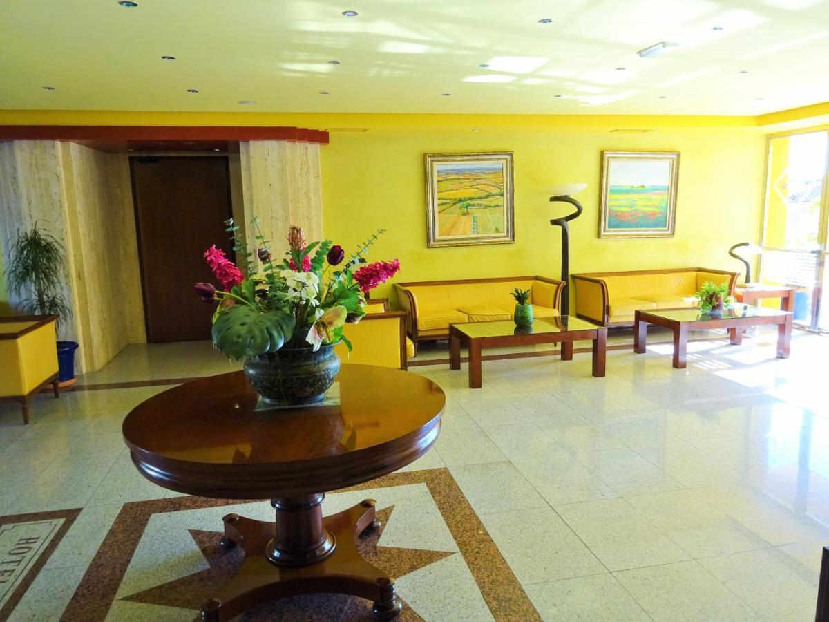 Hotel Vistamar Benalmádena Exteriör bild