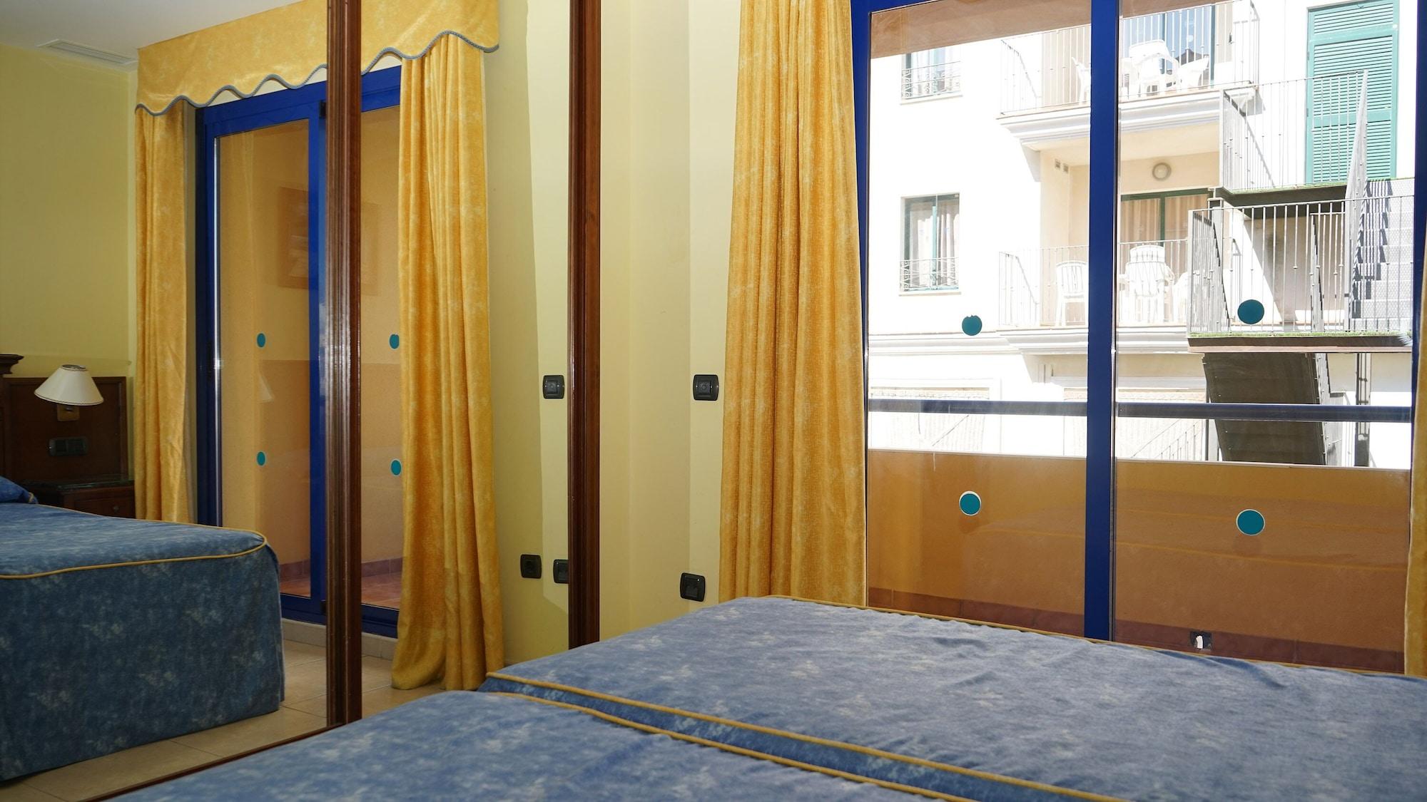 Hotel Vistamar Benalmádena Exteriör bild